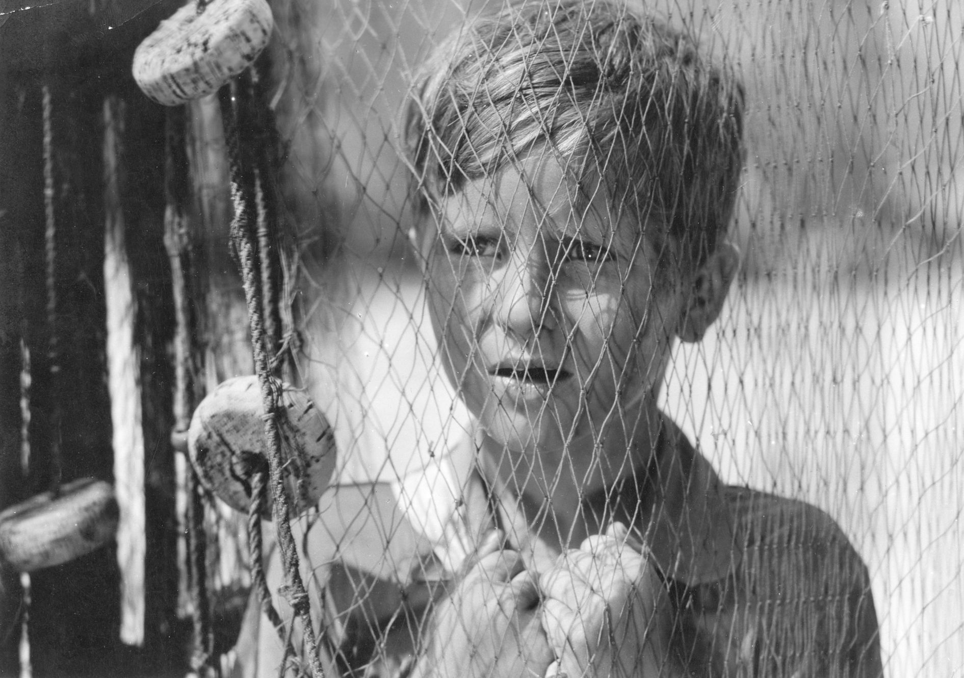 Una scena del film I bambini ci guardano