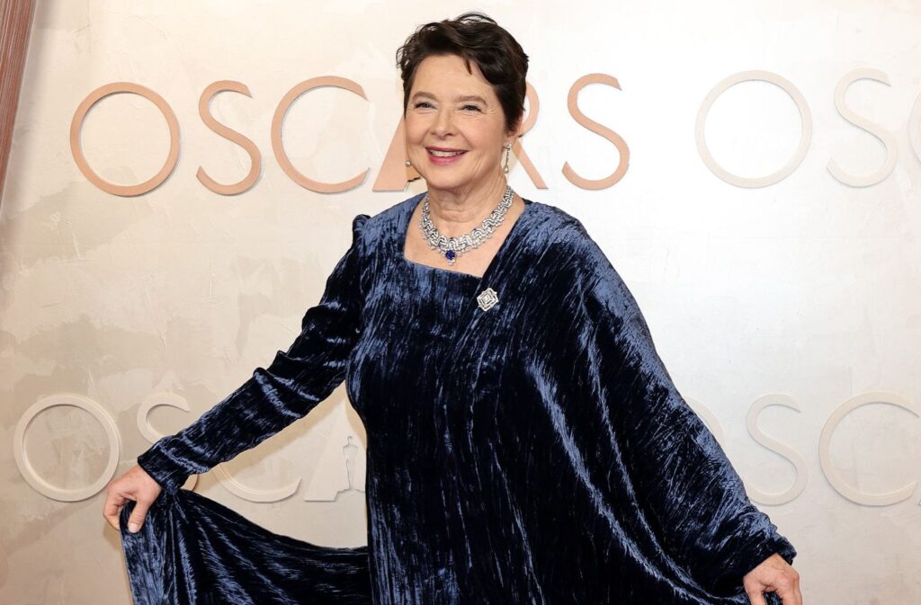 Isabella Rossellini agli Oscar 2025 - fonte Vogue
