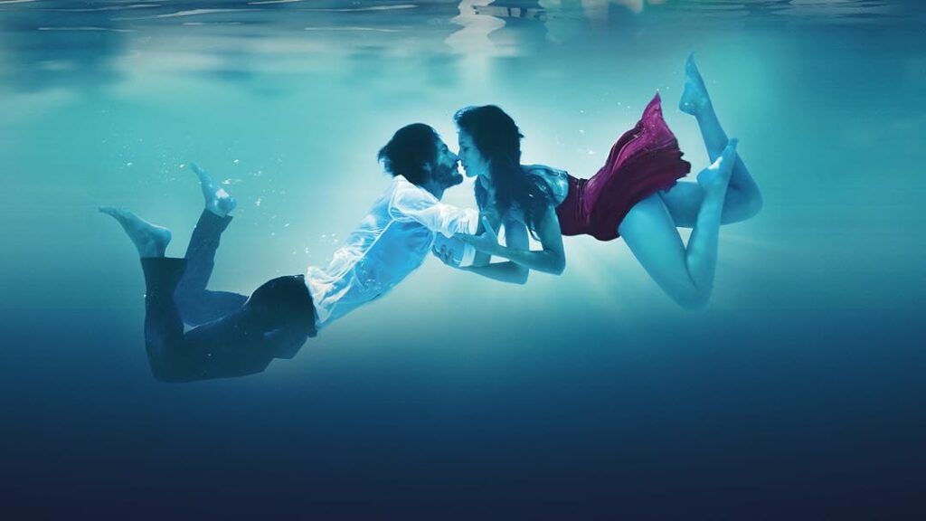 Una scena di Masquerade