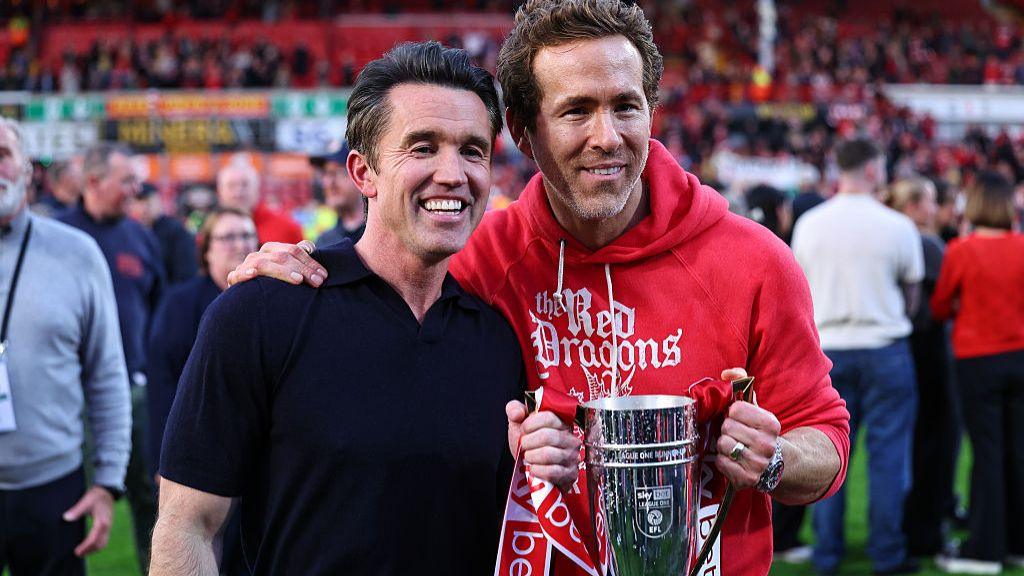 Ryan Reynolds e Rob McElhenney in una foto del 2023