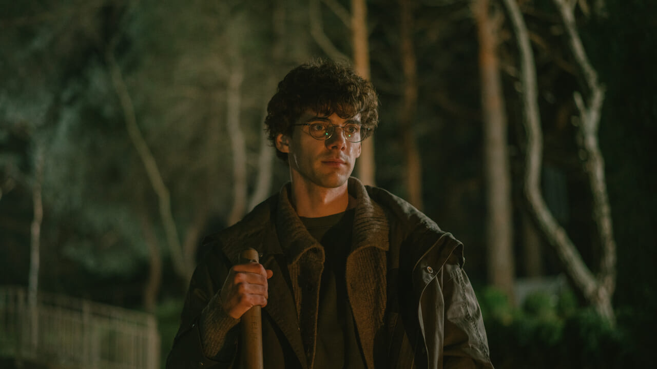 Il protagonista della serie tv Il giardiniere. Fonte: Netflx.