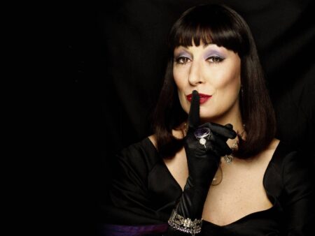 Anjelica Huston