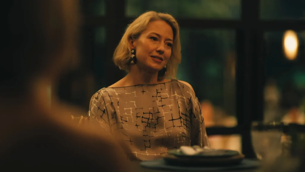 Carrie Coon nel finale di The White Lotus 3