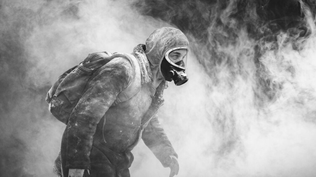 Una scena della serie tv L'Eternauta