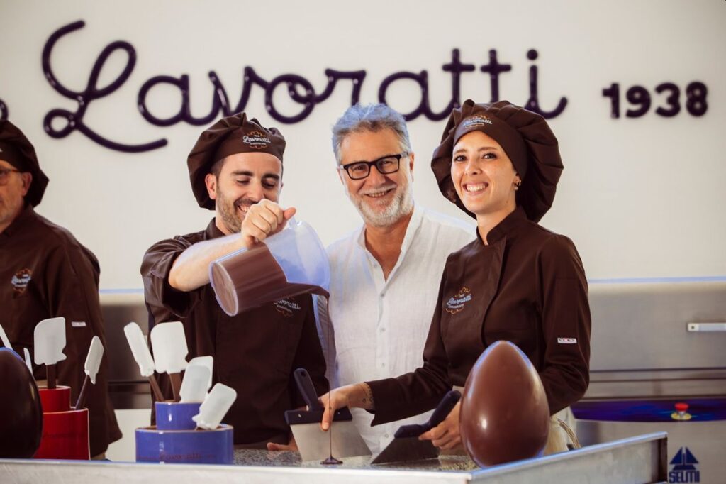 Fabio Fazio e la multa alla sua fabbrica di cioccolato: facciamo chiarezza Fabio Fazio alla Lavoratti