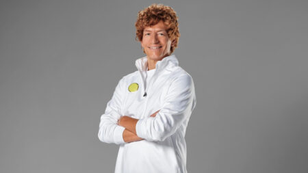 Giovanni Vernia nel ruolo di Sinner