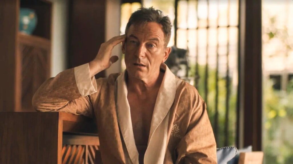 The White Lotus 3, Jason Isaacs “Le liti sul set? I fan parlano senza sapere nulla” Jason Isaacs in The White Lotus