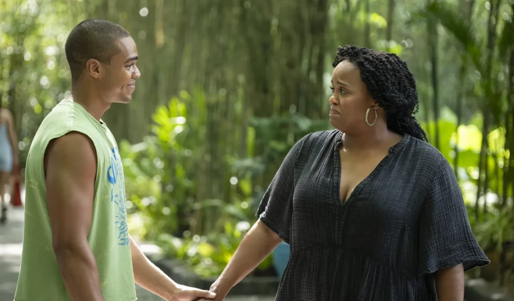 Belinda e il figlio Zion in The White Lotus 3