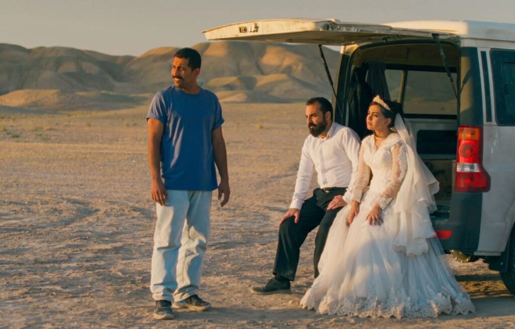 A Simple Accident, la recensione: una grottesca parabola sulla vendetta e sul potere A simple accident, una scena