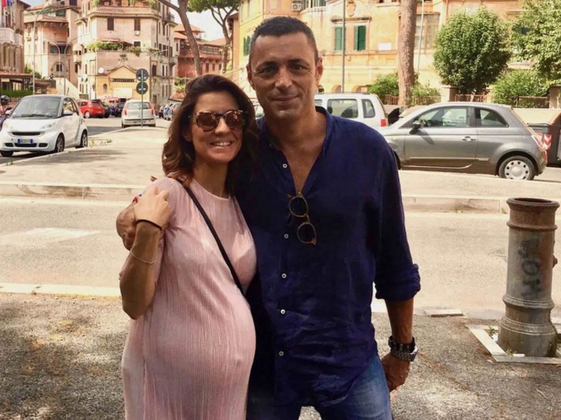 Alex Britti e la sua ex compagna, Nicole Pravadelli, incinta