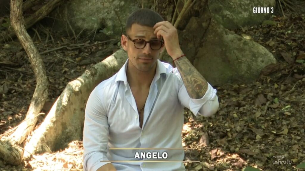 Angelo Famao lascia l'Isola dei Famosi 2025