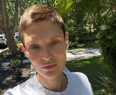 Bianca Balti con i capelli corti