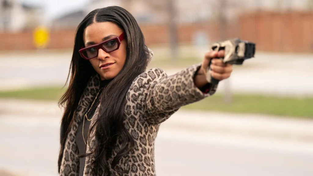 Ariana De Bose in una scena di Colpi d'amore