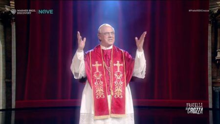 Maurizio Crozza è Papa Leone XIV a Fratelli di Crozza