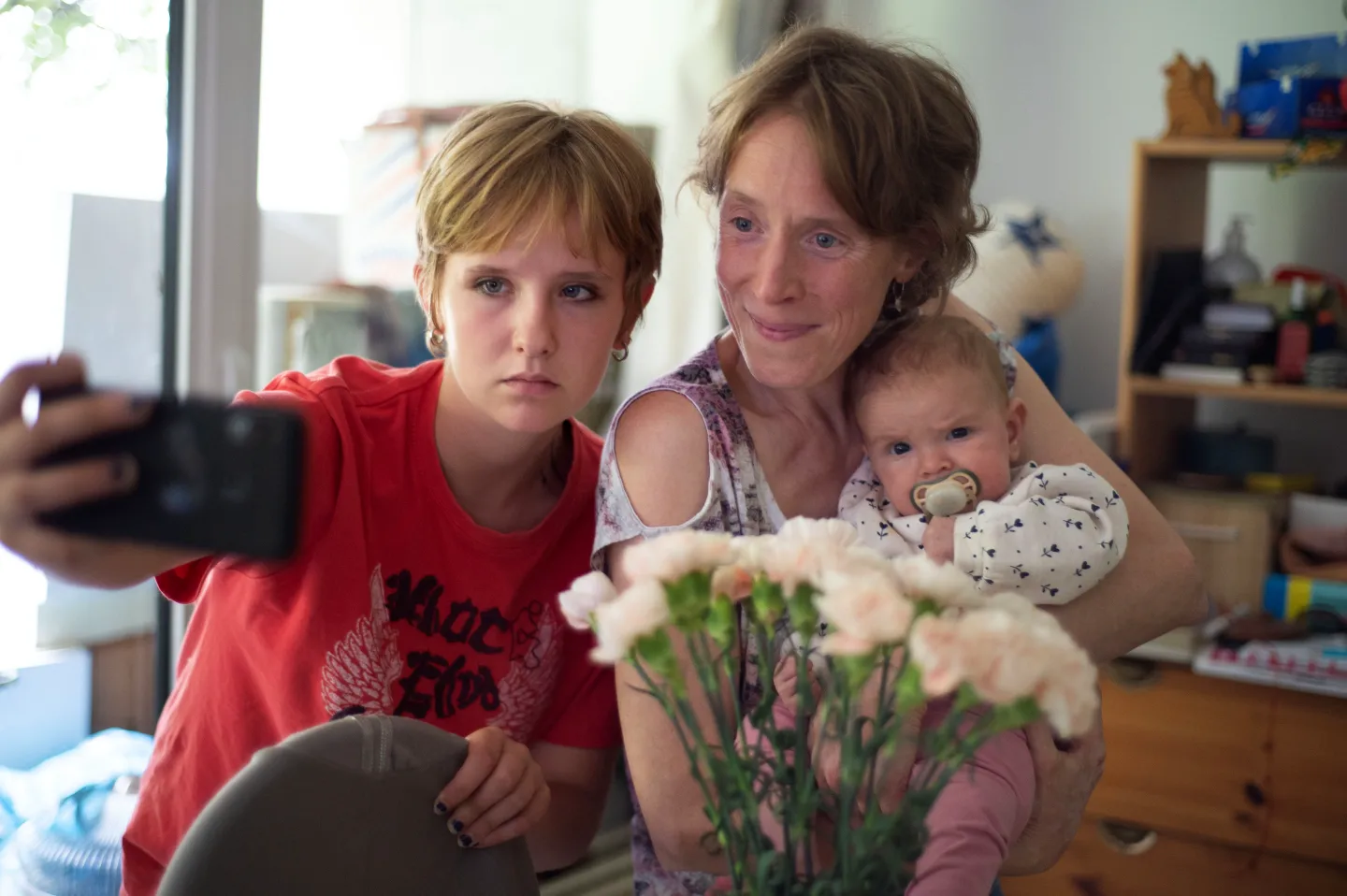 Un'immagine del film Jeunes Mères. 