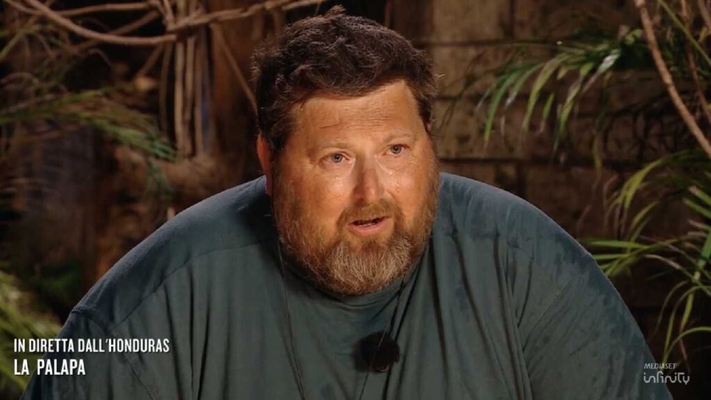 Mario Adinolfi all'Isola dei Famosi 2025