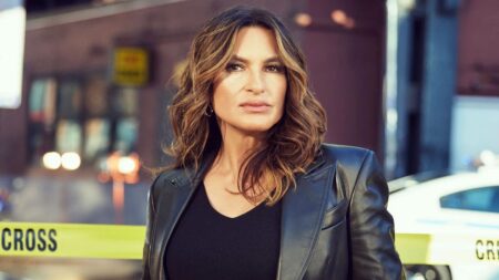 Mariska Hargitay svela chi è il suo vero padre in un doc: “L’ho fatto per togliermi un peso” Mariska Hargitay in Law and Order