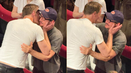 Cannes 2025: Alexander Skarsgård e Pedro Pascal, il bacio alla premiere di “Pillion” è virale (VIDEO) Pedro Pascal e Alexander Skarsgard a Cannes 2025