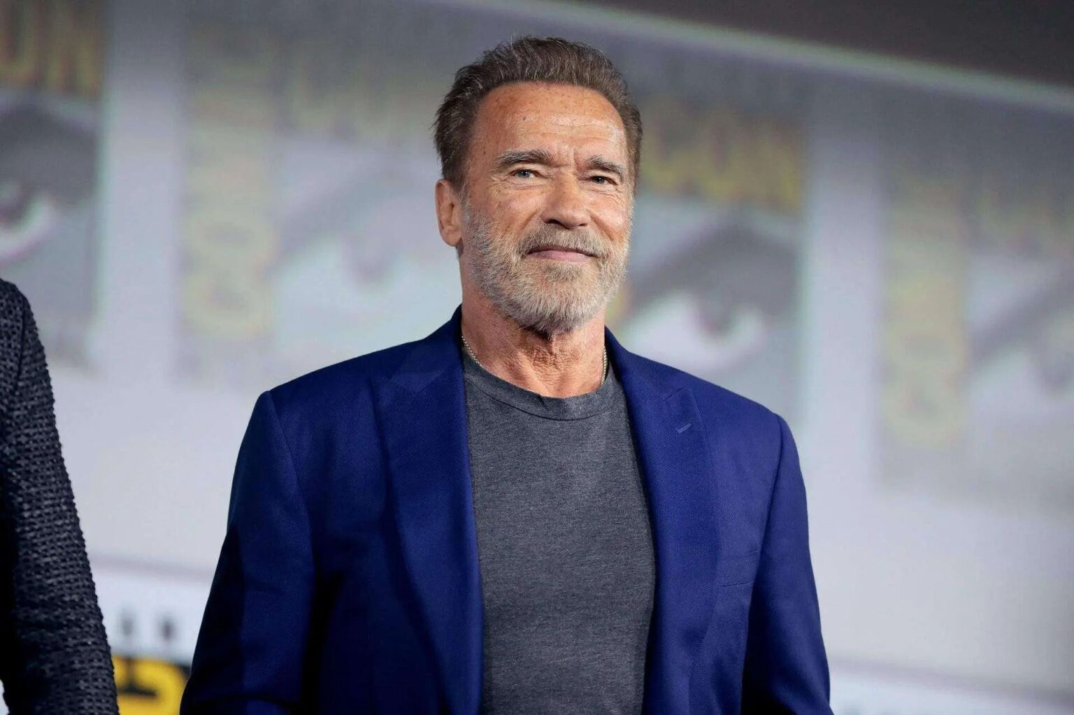 Schwarzenegger critica i media: “Los Angeles non è zona di guerra” e teme per il turismo Arnold Schwarzenegger