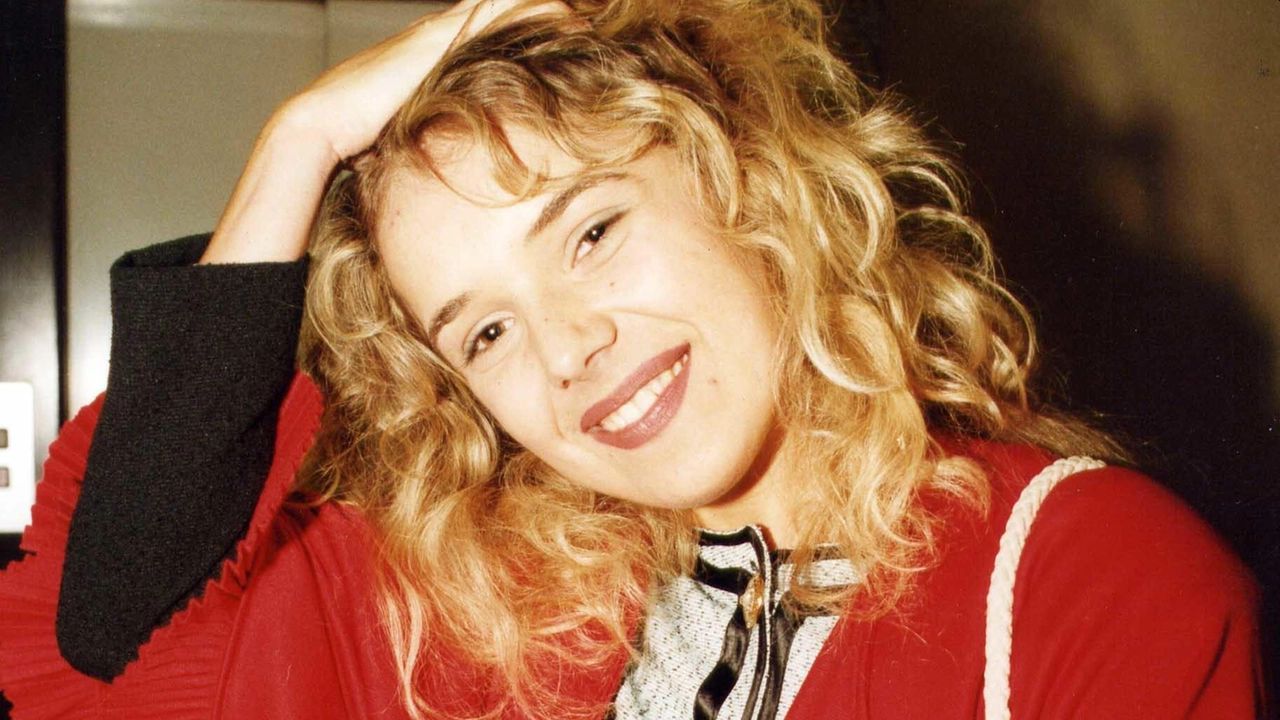 Eva Mikula da giovane