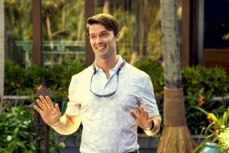 Patrick Schwarzenegger e la parodia porno gay di The White Lotus: la sua reazione è virale Patrick Schwarzenegger in The White Lotus 3