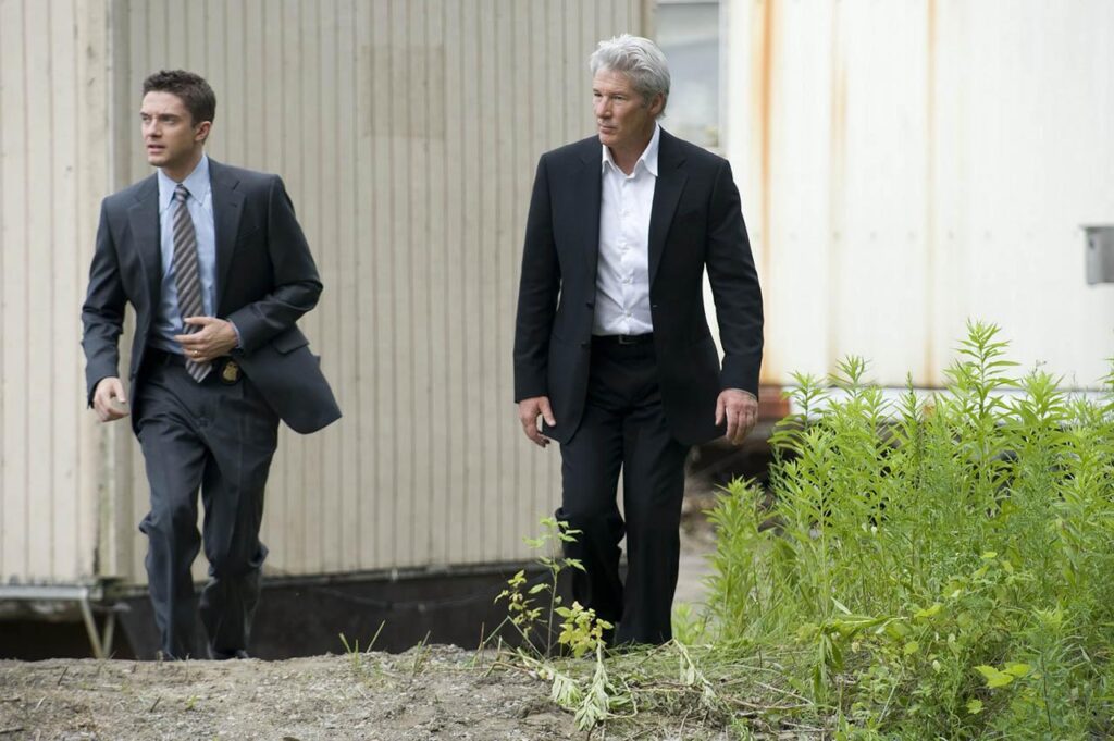 Una scena del film The Double