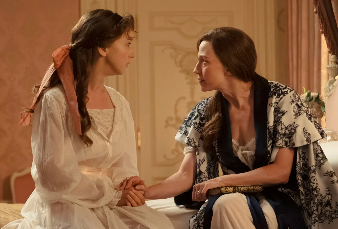 Una scena di The Gilded Age 3 (fonte: NOW)