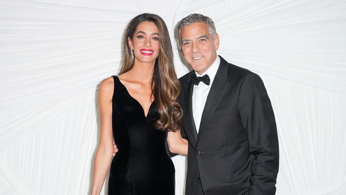 Amal e George Clooney (fonte: John Nacion/Variety via Getty Images)