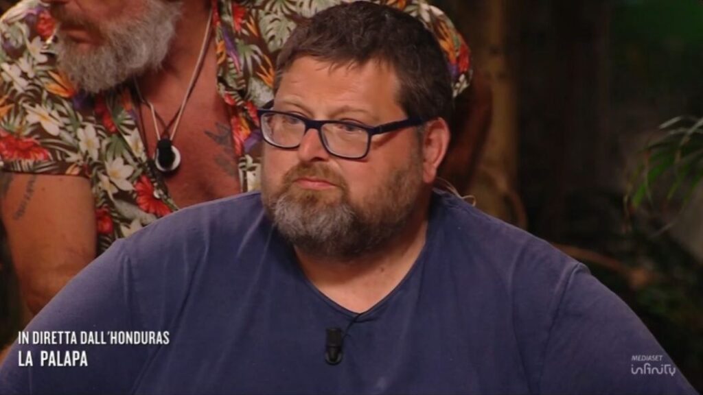 Mario Adinolfi all'Isola dei Famosi 2025