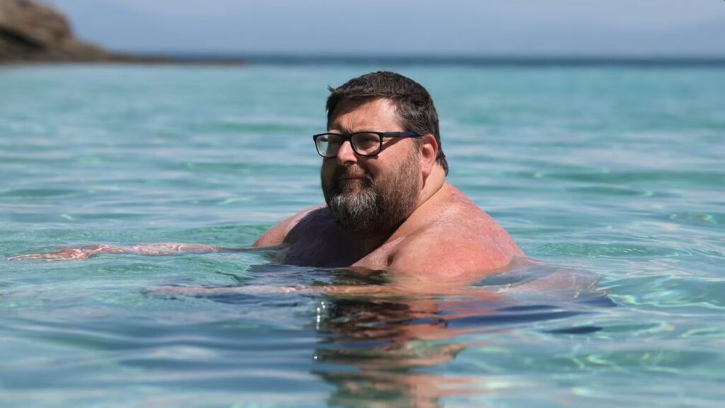 Mario Adinolfi sull’anoressia di sua figlia Clara: “È un inferno, ma ne usciremo” Mario Adinolfi all'Isola dei Famosi 2025