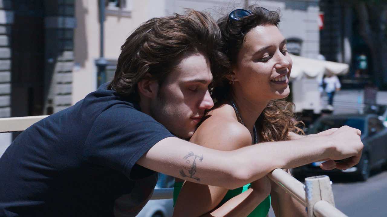 Una scena di Suspicious Minds. 