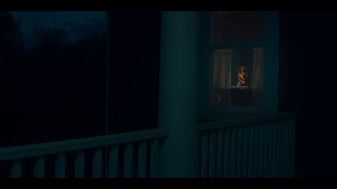 Una scena del trailer di Good Boy