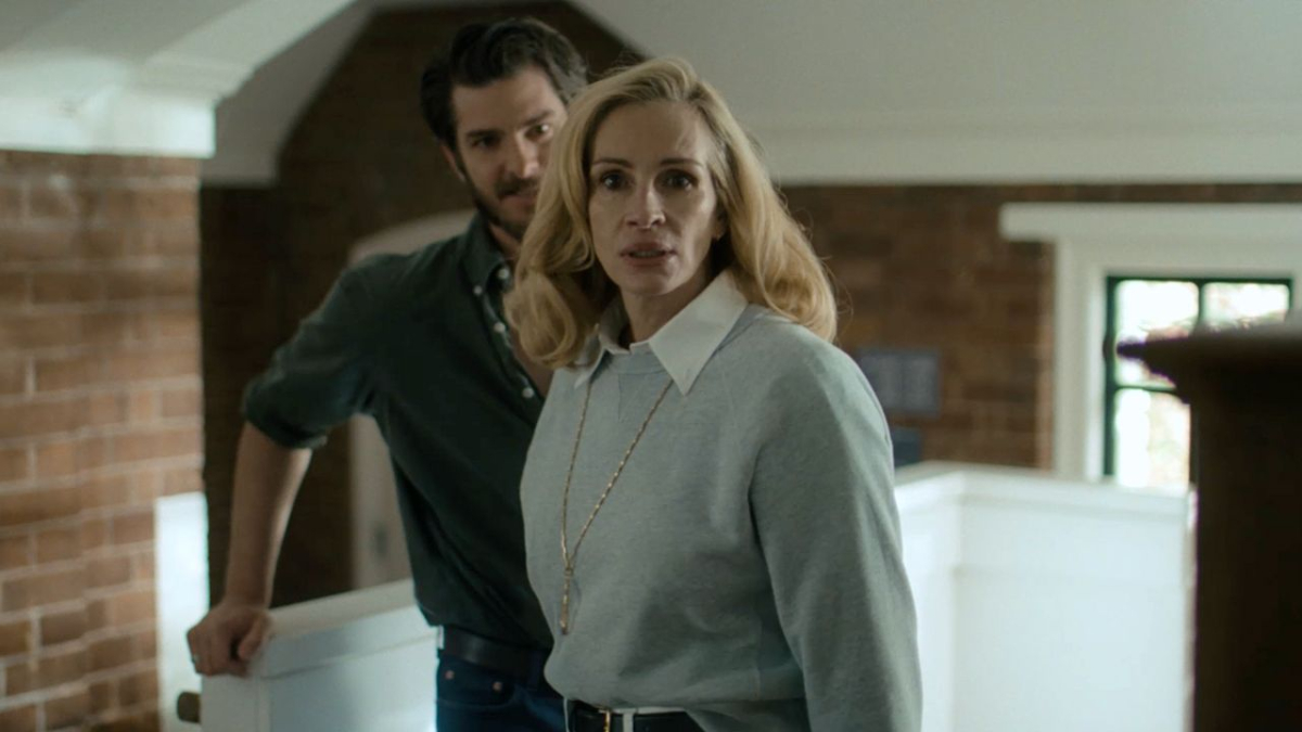 Julia Roberts e Andrew Garfield in una scena di After the Hunt - Dopo la caccia. 