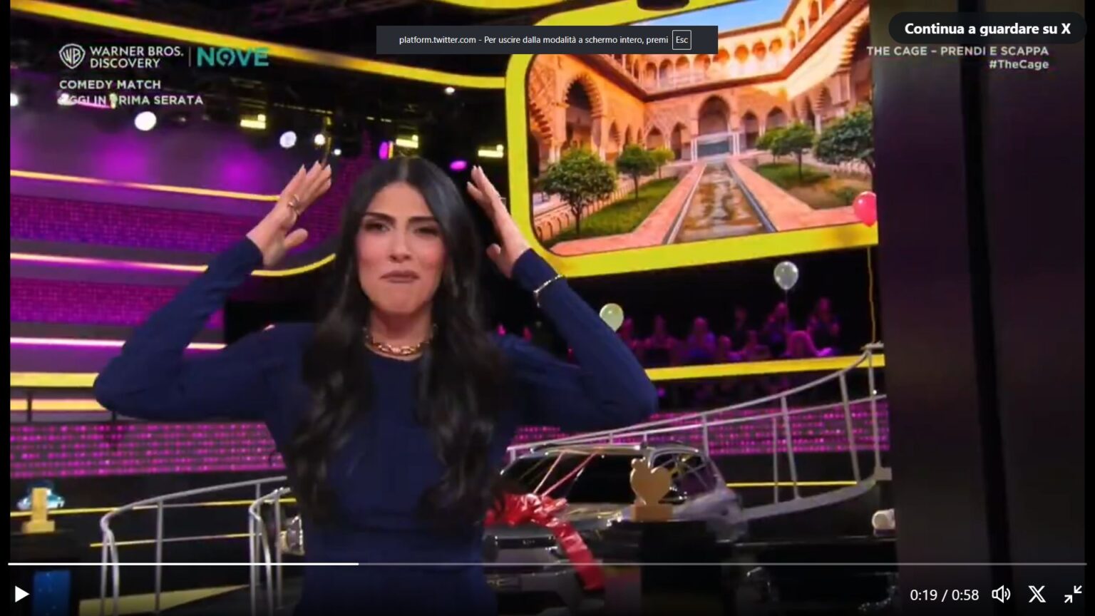 La gaffe di Giulia Salemi a The Cage: “A Mammt” e Amadeus scoppia a ridere (VIDEO) Giulia Salemi a The Cage