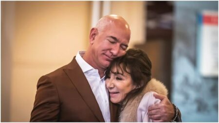 Jeff Bezos e sua madre