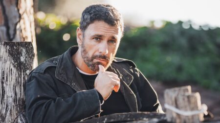 Raoul Bova in Don Matteo