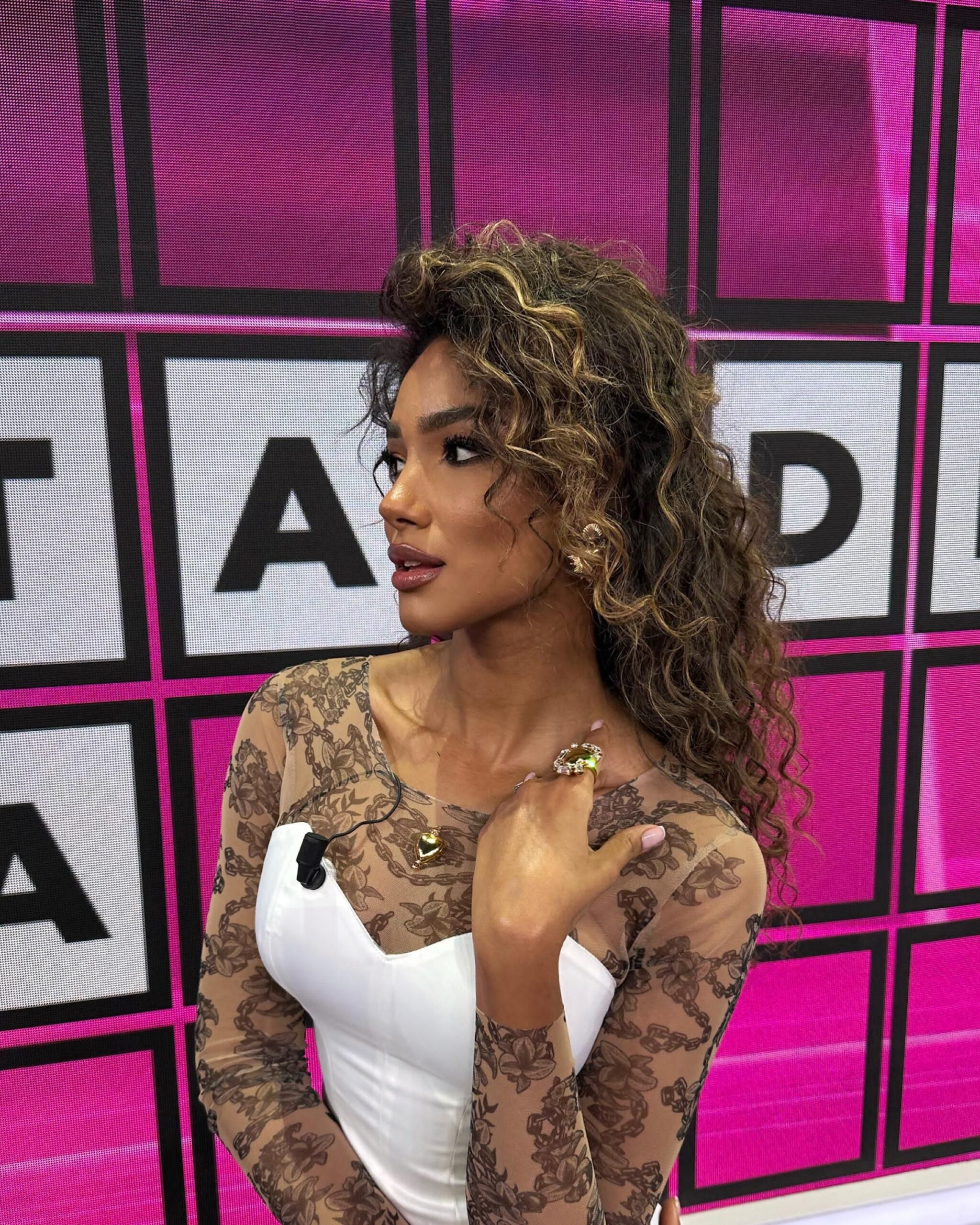 Samira Lui alla Ruota della Fortuna