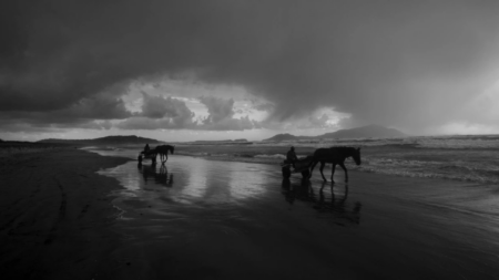 Una scena di Sotto le nuvole (01 Distribution)