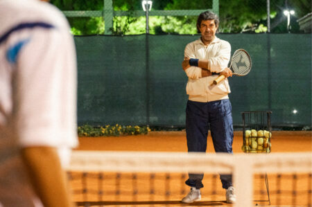 Pierfrancesco Favino in una scena de Il Maestro.