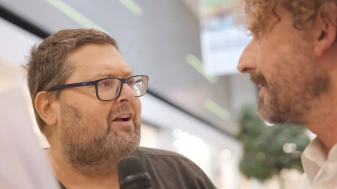 Mario Adinolfi e Filippo Roma a Le Iene