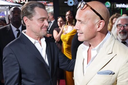 Leonardo DiCaprio e Billy Zane alla premiere di Una battaglia dopo l'altra