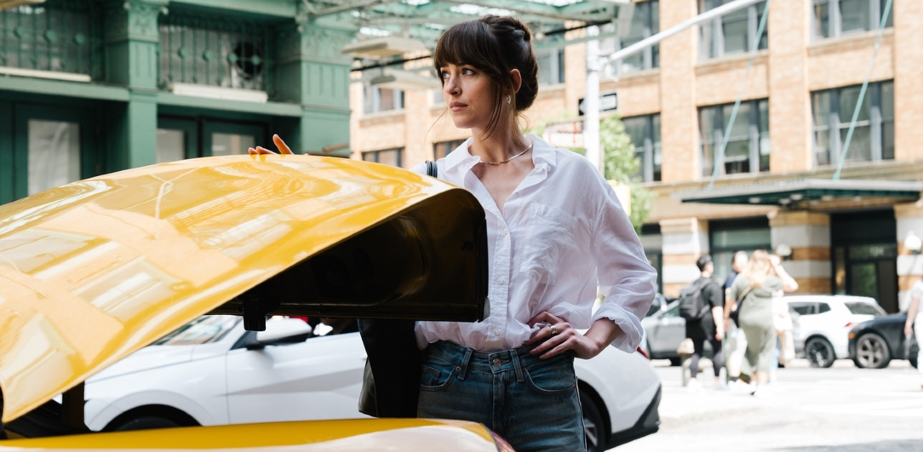 Una scena di Material Love. 