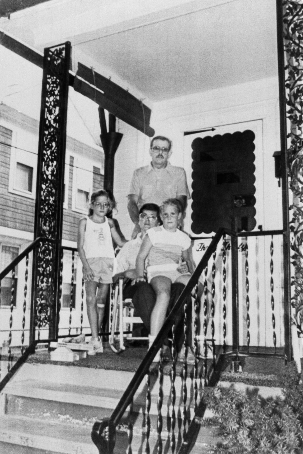 Jack e Janet Smurl con due delle loro figlie