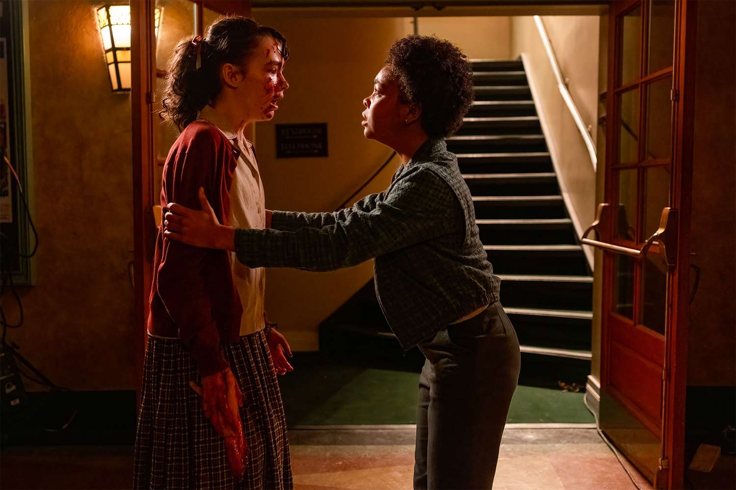 Una scena di It Welcome to Derry (fonte: HBO)