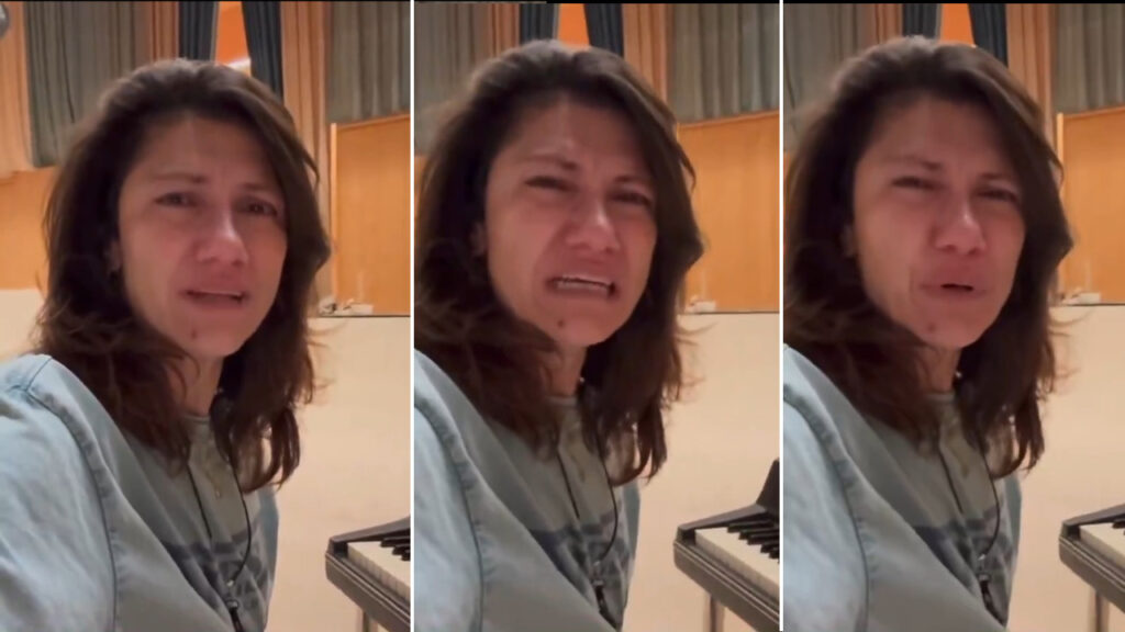 Elisa Toffoli piange per la Global Sumud Flottilla