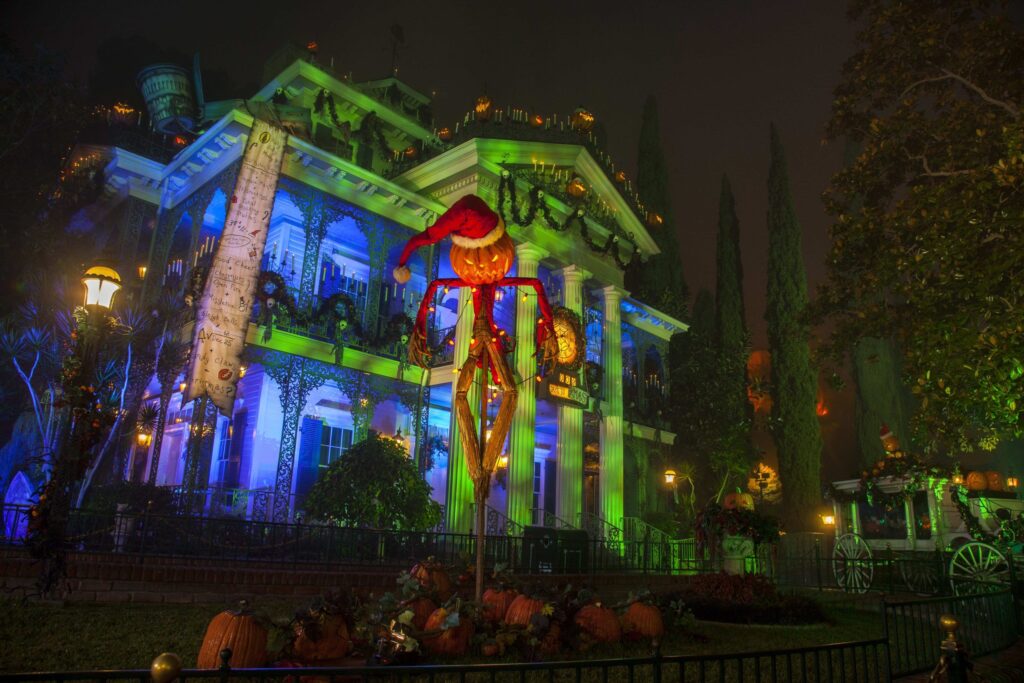 La Haunted Mansion a Disneyland (California)