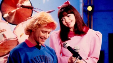 Mirko (Pasquale Finnicelli) e Licia (Cristina D'Avena) in Love Me Licia