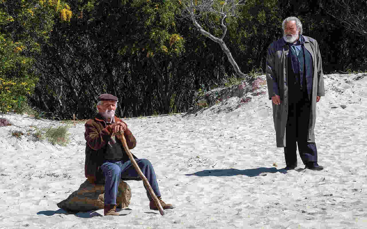 Diego Abatantuono e Giuseppe Ignazio Loi in La vita va così