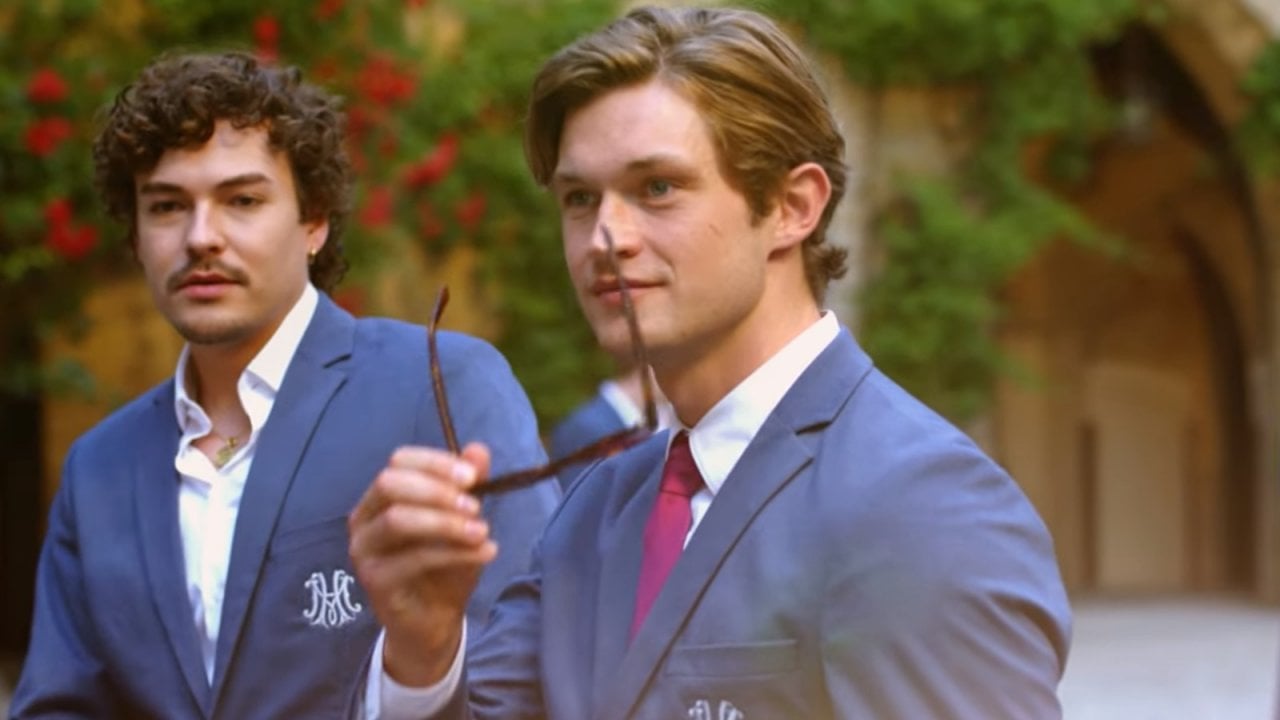 Una scena di Maxton Hall 2 (fonte Prime Video)