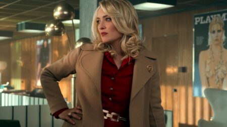 Nel Paese del moralismo, Mrs Playmen osa parlare di piacere e libertà Una scena di Mrs Playmen (fonte Netflix)